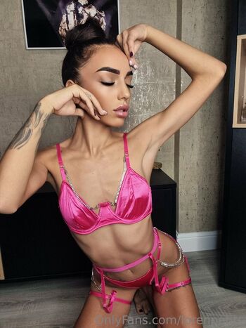 Leaked Lorenpetite private photo viral onlyfans