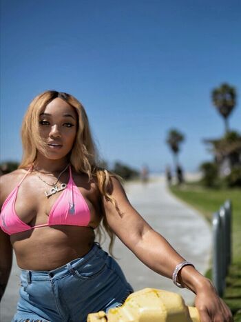 Leaked Lorraine ward private photo viral onlyfans