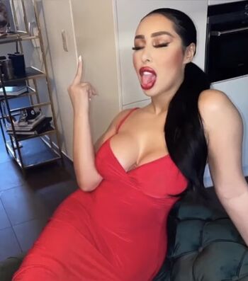 Leaked Loubna private photo viral onlyfans