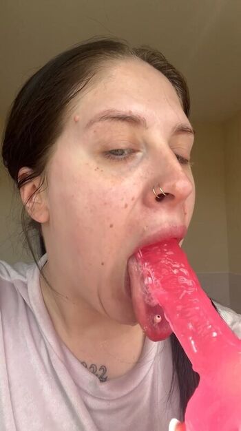 Leaked Louisa langhorn private photo viral onlyfans