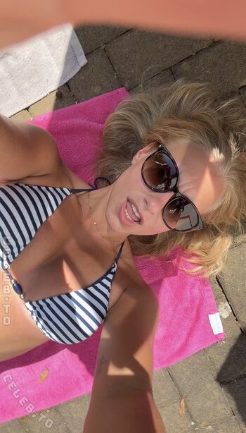Leaked Loulou fbl private photo viral onlyfans