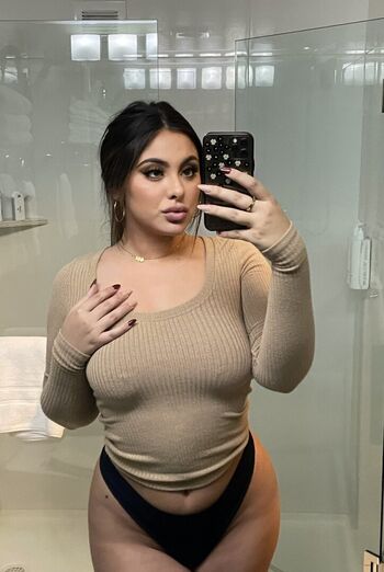 Leaked Lovelinny private photo viral onlyfans