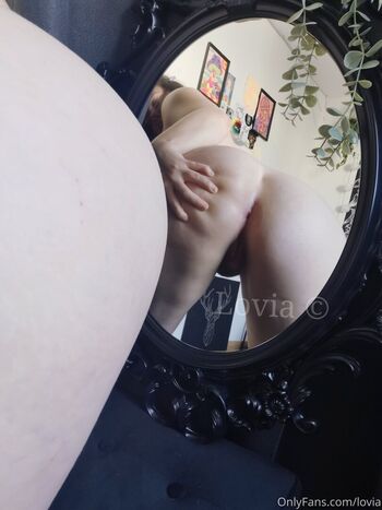 Leaked Lovia suicide private photo viral onlyfans