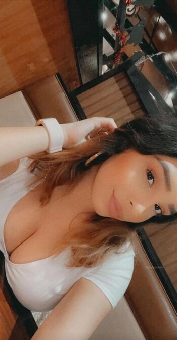 lowkeychristina
