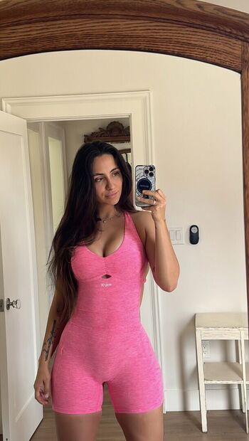 Leaked Mira / private photo viral onlyfans