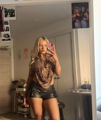 Leaked Luceoliviaxo private photo viral onlyfans
