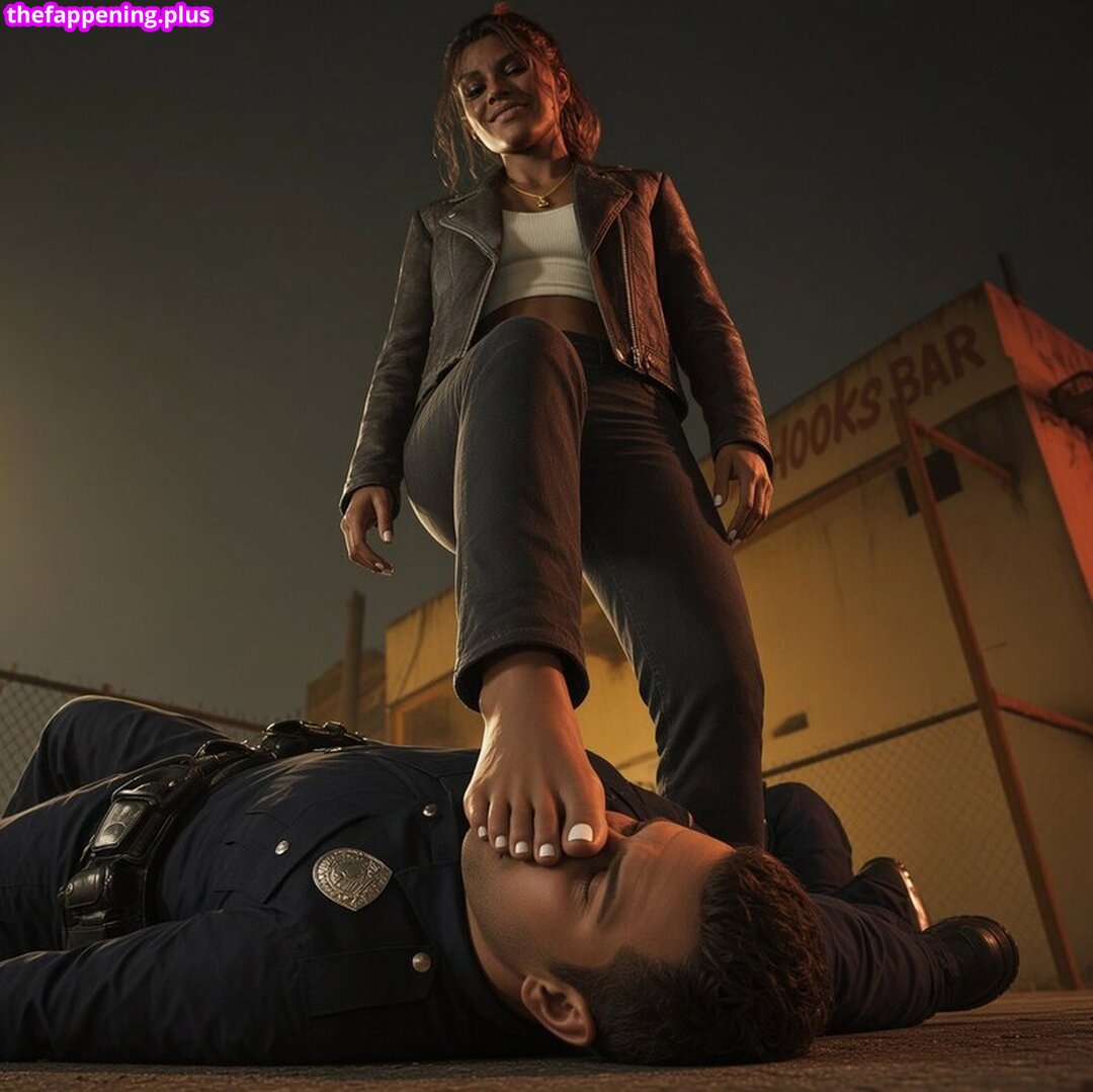 Lucia Caminos