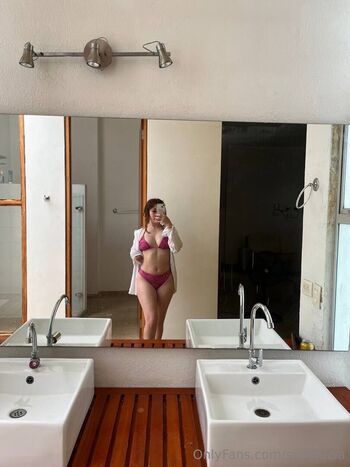 Leaked Lucia herrera page private photo viral onlyfans