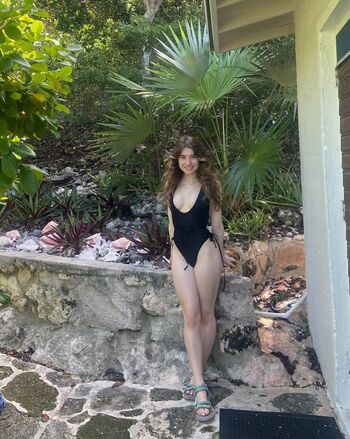 Leaked Lucky lillian page private photo viral onlyfans