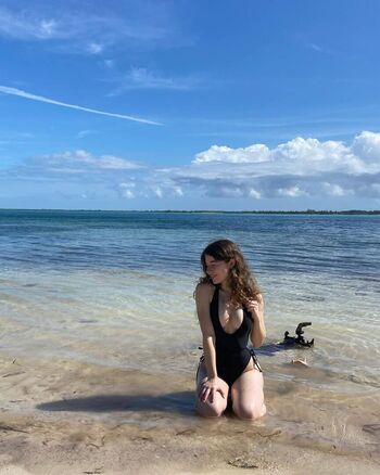 Leaked Lucky lillian page private photo viral onlyfans