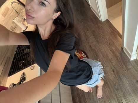 Leaked Luckylovergirl private photo viral onlyfans