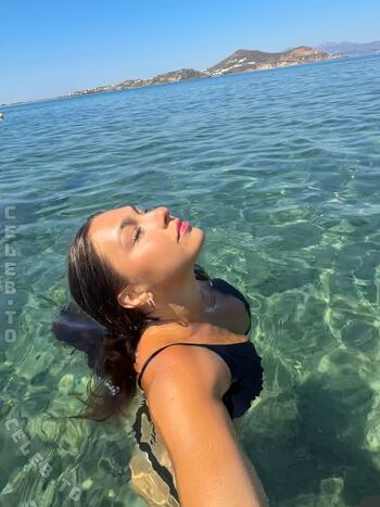 Leaked Lucy lacht private photo viral onlyfans