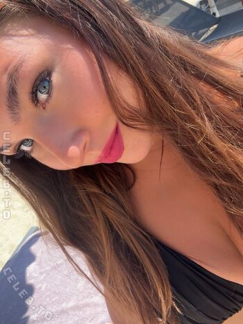Leaked Lucy lacht private photo viral onlyfans