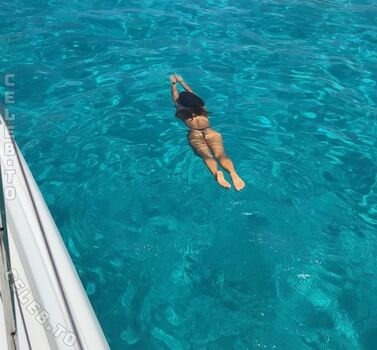 Leaked Lucy lacht private photo viral onlyfans