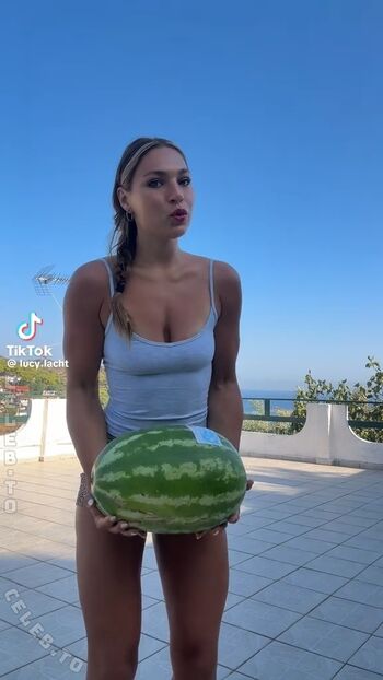 Lucy Lacht