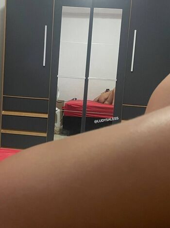 Leaked Ludysaless page private photo viral onlyfans