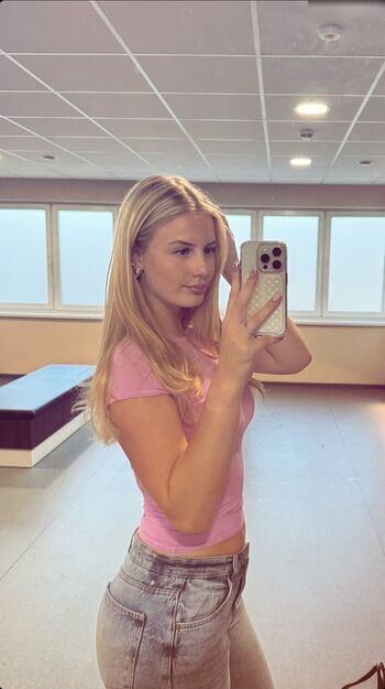 Leaked Luisa mnck private photo viral onlyfans