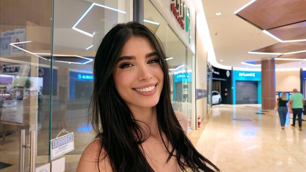 Leaked Luisa valencia page private photo viral onlyfans