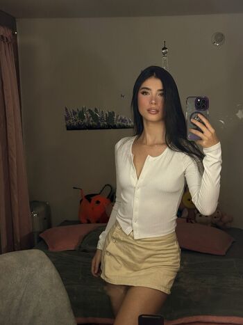 Leaked Luisa valencia page private photo viral onlyfans
