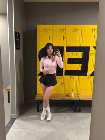 Leaked Luisa valencia private photo viral onlyfans