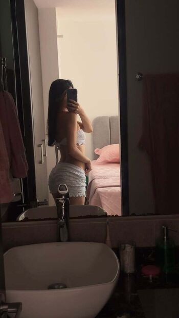 Leaked Luisa valencia private photo viral onlyfans