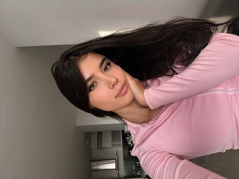 Leaked Luisa valencia private photo viral onlyfans