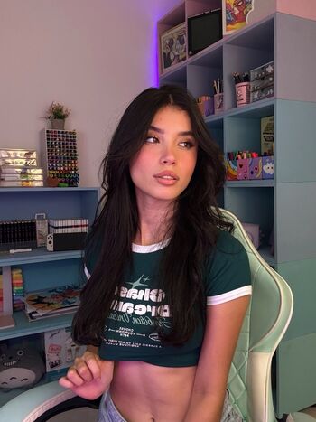 Leaked Luisa valencia private photo viral onlyfans
