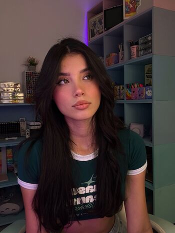 Leaked Luisa valencia private photo viral onlyfans