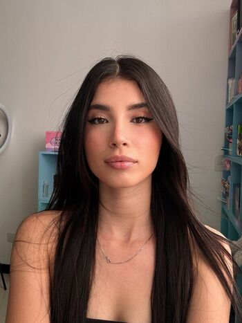 Leaked Luisa valencia page private photo viral onlyfans