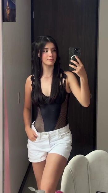 Luisa Valencia
