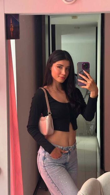 Luisa Valencia