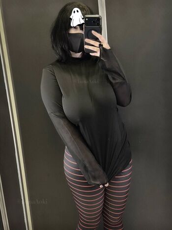 Luna Aoki
