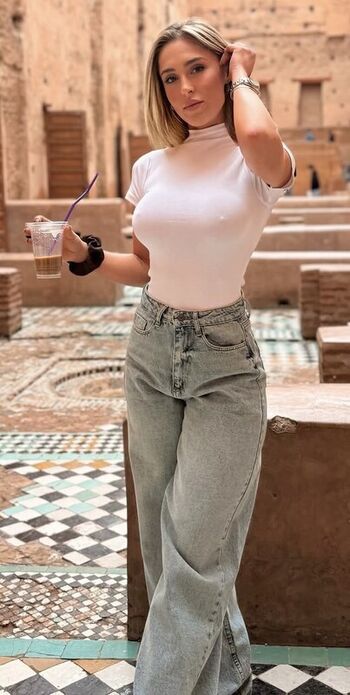 Luna Lobato