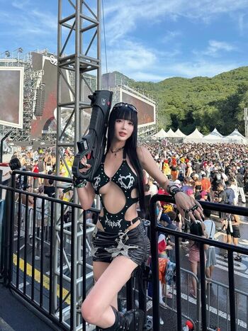 Leaked Lunakim page private photo viral onlyfans