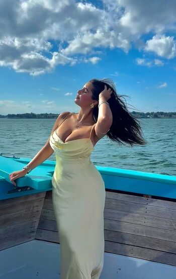 Leaked Lunaosantos private photo viral onlyfans