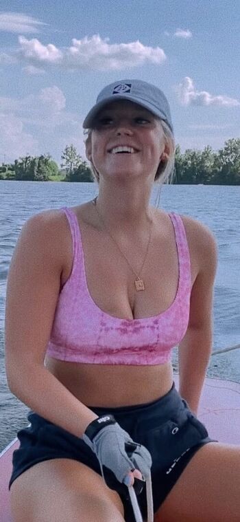 Leaked Lunchbaglujan  page private photo viral onlyfans