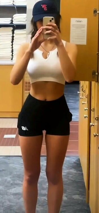 Leaked Lunchbaglujan private photo viral onlyfans