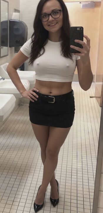 Leaked Lustyysynn private photo viral onlyfans