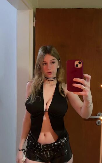 Leaked Luu dailoff private photo viral onlyfans