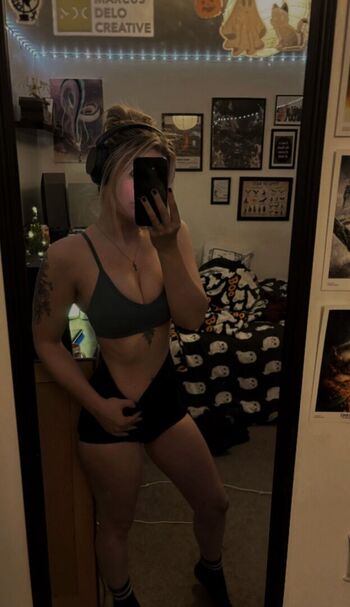 Leaked Luuucy private photo viral onlyfans