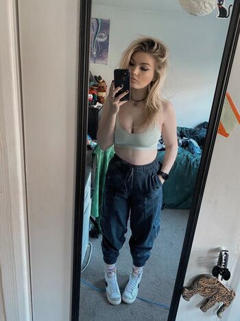 Leaked Luuucy private photo viral onlyfans
