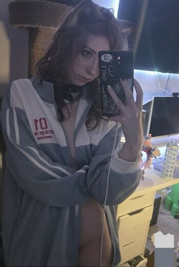 Leaked Luvlesskitty private photo viral onlyfans