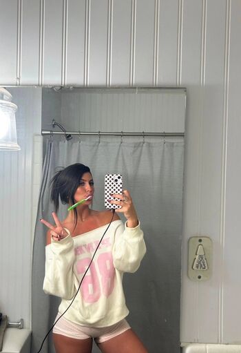 Leaked Lydia hollis private photo viral onlyfans