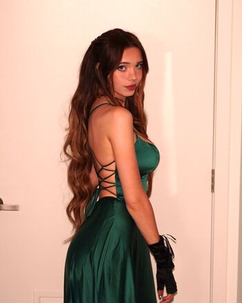Leaked Lydiaviolet private photo viral onlyfans