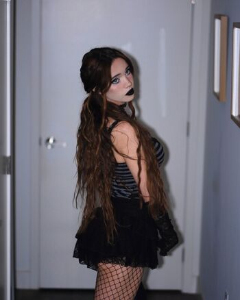 Leaked Lydiaviolet private photo viral onlyfans