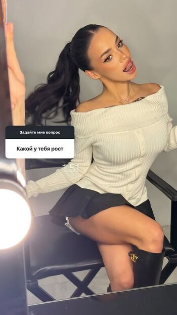 lyna_com