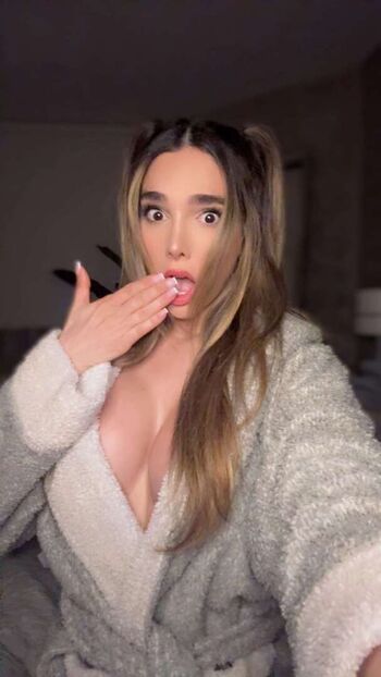 Leaked Lynaritaa  page private photo viral onlyfans