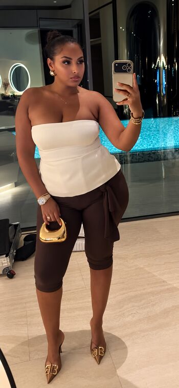 Leaked Lynda sherazade private photo viral onlyfans