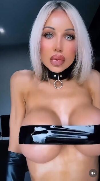 Lyndsey Scottish Milf For The Gym