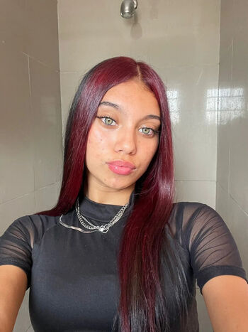 Leaked Lynique meyer page private photo viral onlyfans